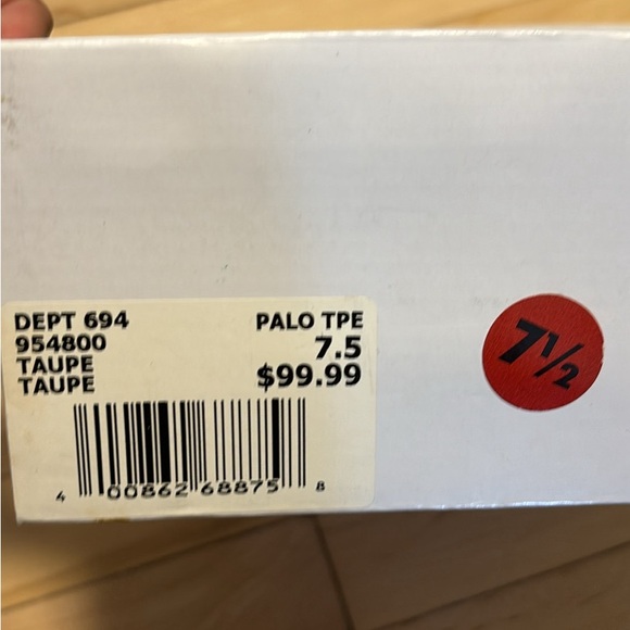 7.5 Taupe DV wedge shoe - Picture 2 of 3